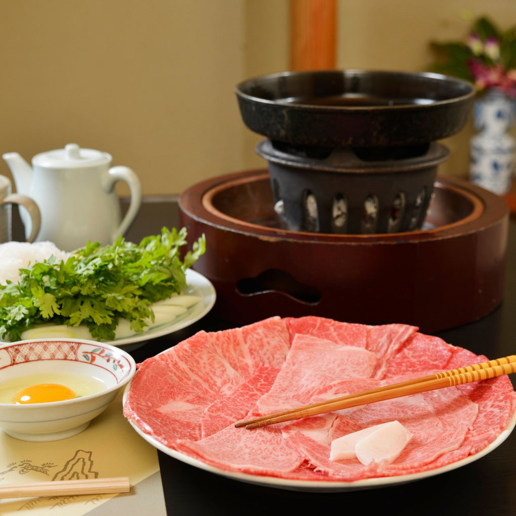 伊勢重の手切り和牛すき焼きセット【A5等級黒毛和牛】